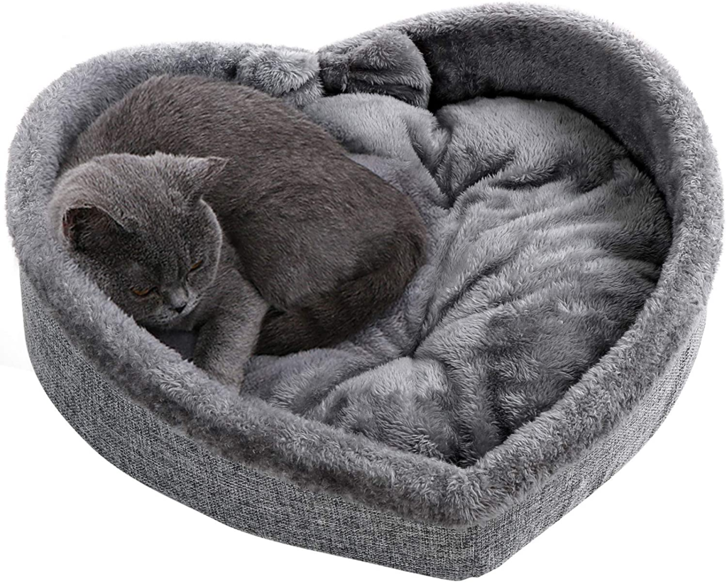 Heart Shaped Ultra Soft Short Plush Pet Bed